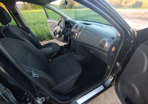 Dacia Logan cena 19900 przebieg: 143250, rok produkcji 2014 z Radzymin małe 137